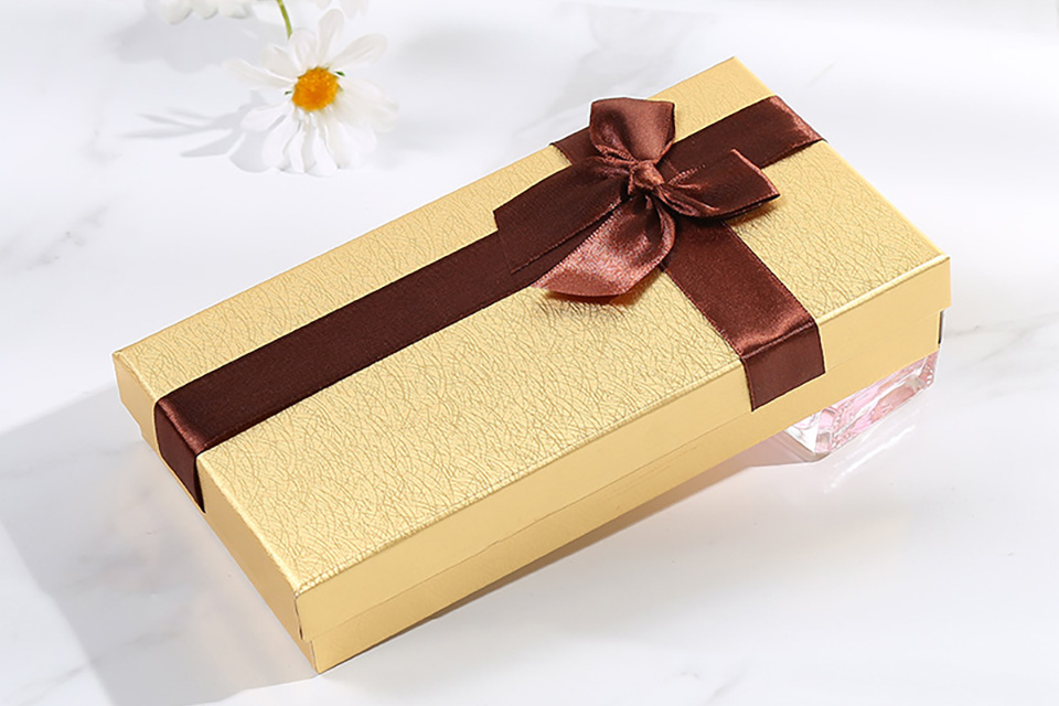 Protect Your Business from Tariffs with Packaging Strategy 1 Custom Packaging