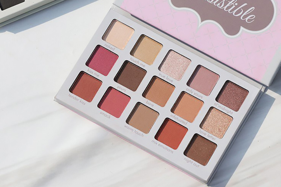 Scientifically Choosing Compatible Eyeshadow Palette Packaging 4 Eyeshadow Palette Packaging
