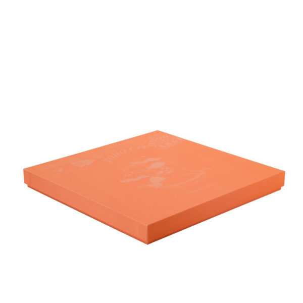 Lid and Base Boxes for clothing