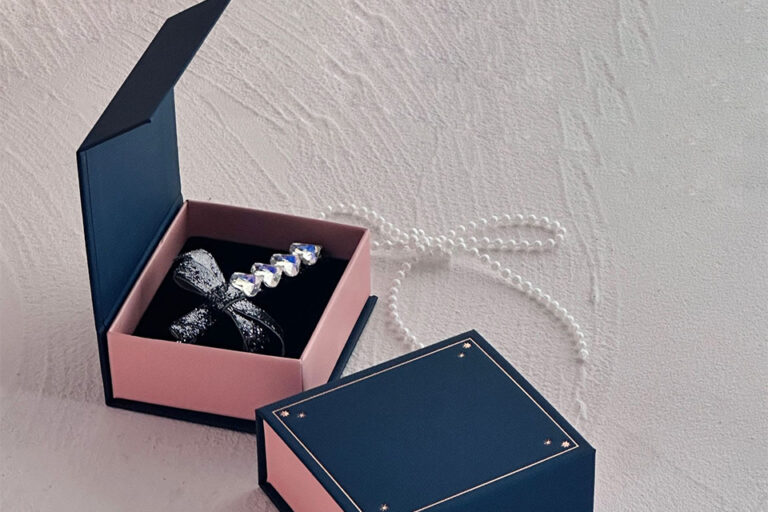 Magnetic Closure Boxes Packaging