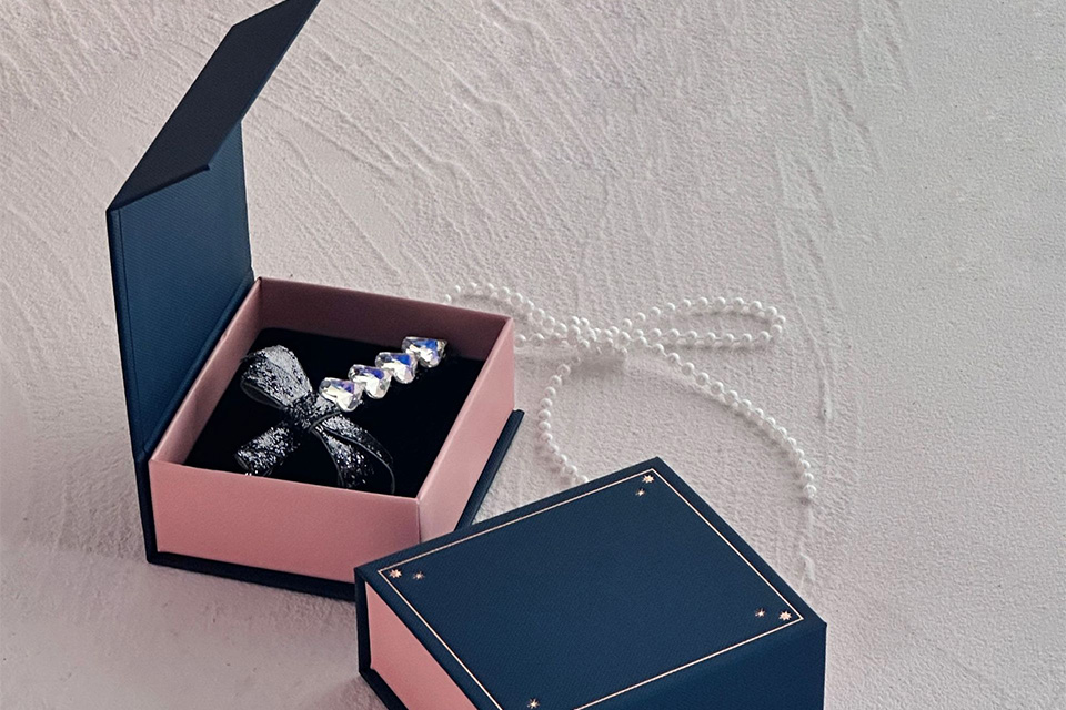 Magnetic Closure Boxes Packaging